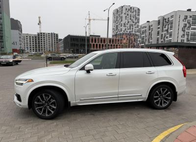 Фото Volvo XC90