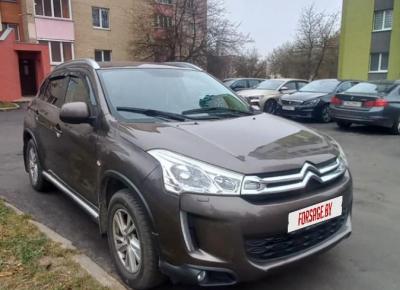 Фото Citroen C4 Aircross