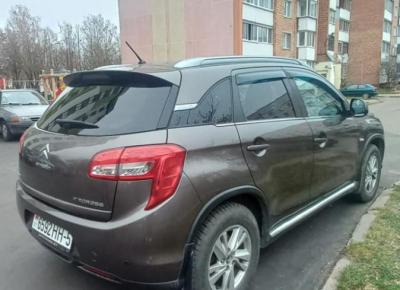 Фото Citroen C4 Aircross