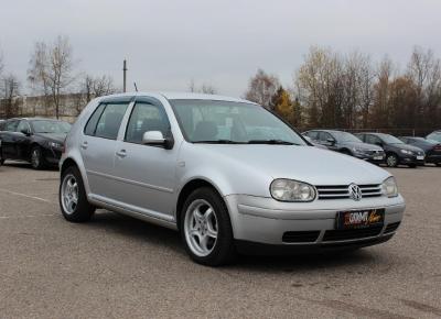 Фото Volkswagen Golf