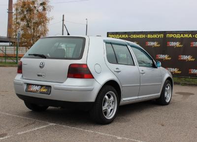 Фото Volkswagen Golf