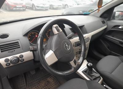 Фото Opel Astra