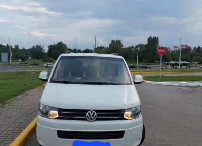 Фото Volkswagen Multivan