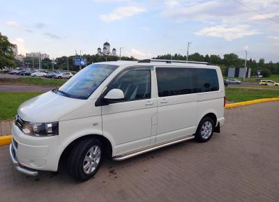 Фото Volkswagen Multivan