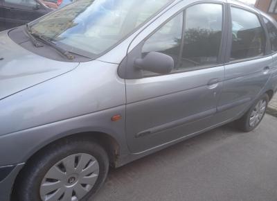 Фото Renault Scenic