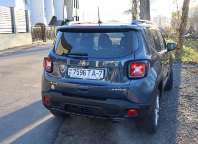 Фото Jeep Renegade