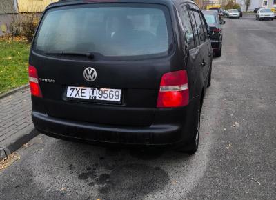 Фото Volkswagen Touran