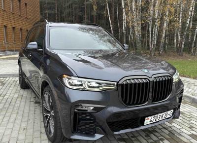 Фото BMW X7