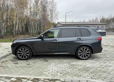 Фото BMW X7