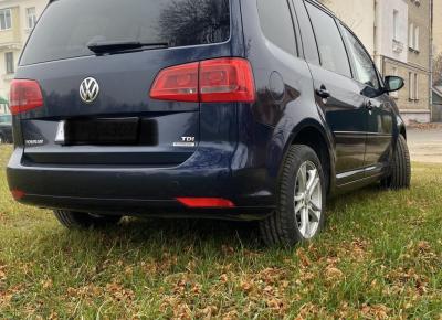 Фото Volkswagen Touran