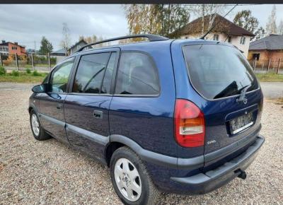 Фото Opel Zafira