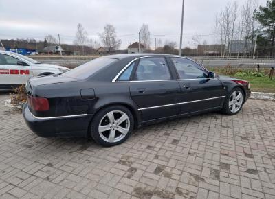 Фото Audi A8