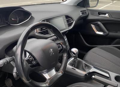 Фото Peugeot 308