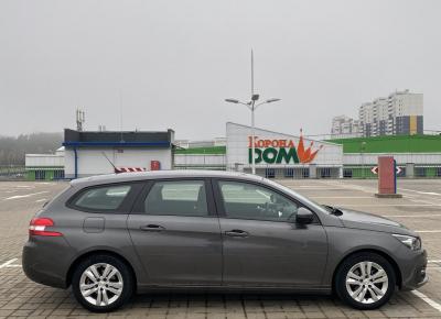 Фото Peugeot 308