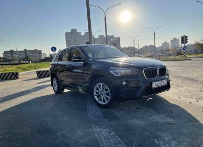 Фото BMW X1