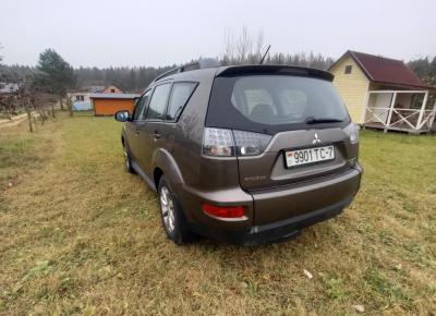 Фото Mitsubishi Outlander