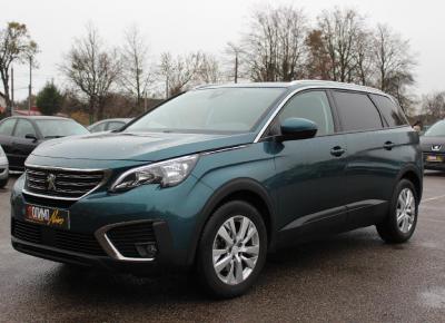 Фото Peugeot 5008