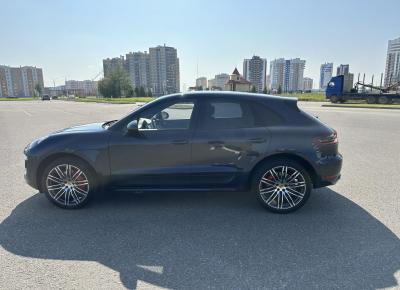 Фото Porsche Macan