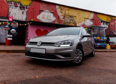 Фото Volkswagen Golf