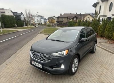 Фото Ford Edge