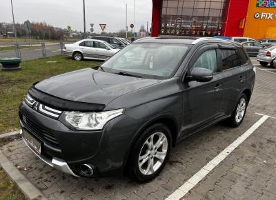 Фото Mitsubishi Outlander