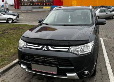 Фото Mitsubishi Outlander