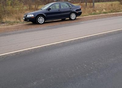 Фото Volvo S40