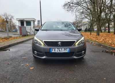 Фото Peugeot 308