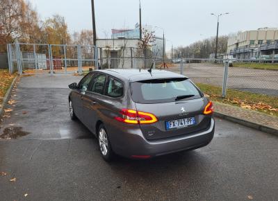 Фото Peugeot 308