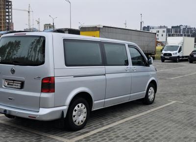 Фото Volkswagen Caravelle