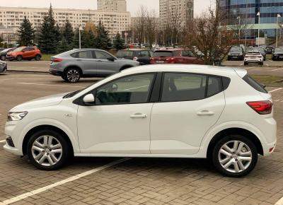 Фото Dacia Sandero