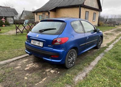 Фото Peugeot 206