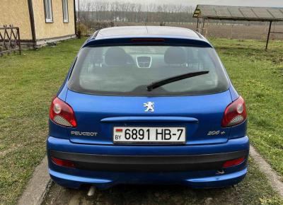 Фото Peugeot 206