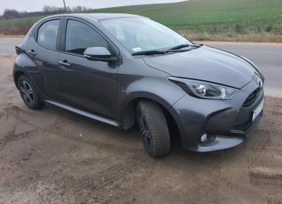 Фото Toyota Yaris