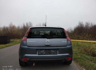 Фото Citroen C4