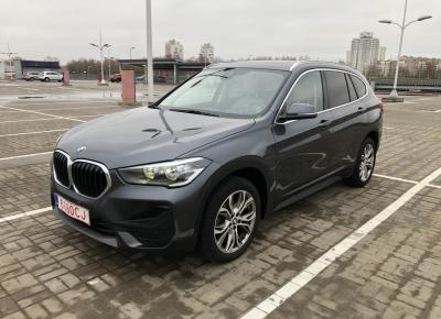 Фото BMW X1