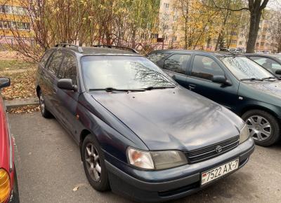 Фото Toyota Carina