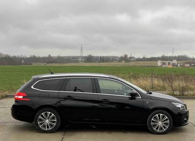 Фото Peugeot 308