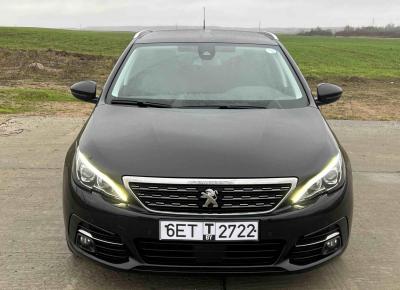 Фото Peugeot 308