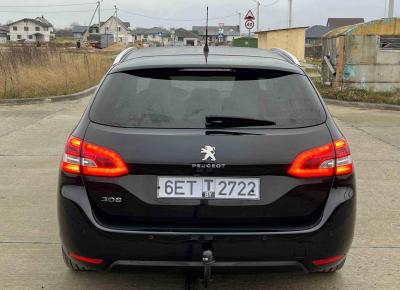 Фото Peugeot 308