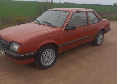 Фото Opel Ascona