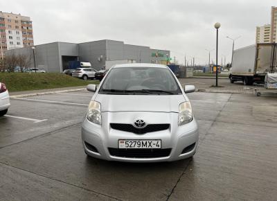 Фото Toyota Yaris