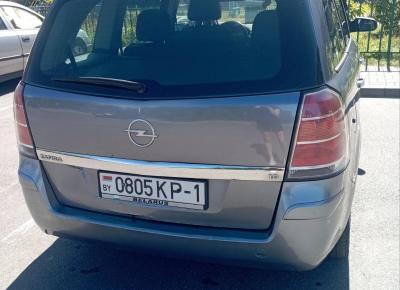 Фото Opel Zafira