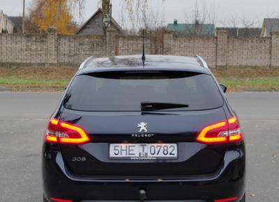 Фото Peugeot 308