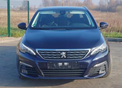 Фото Peugeot 308