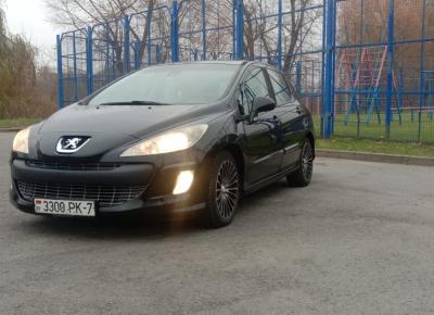 Фото Peugeot 308