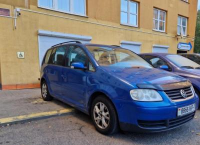 Фото Volkswagen Touran