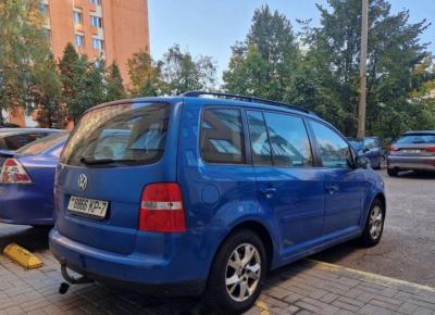 Фото Volkswagen Touran