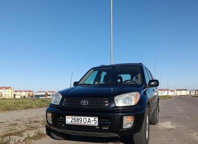 Фото Toyota RAV4