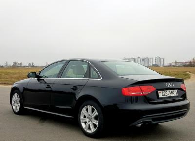 Фото Audi A4